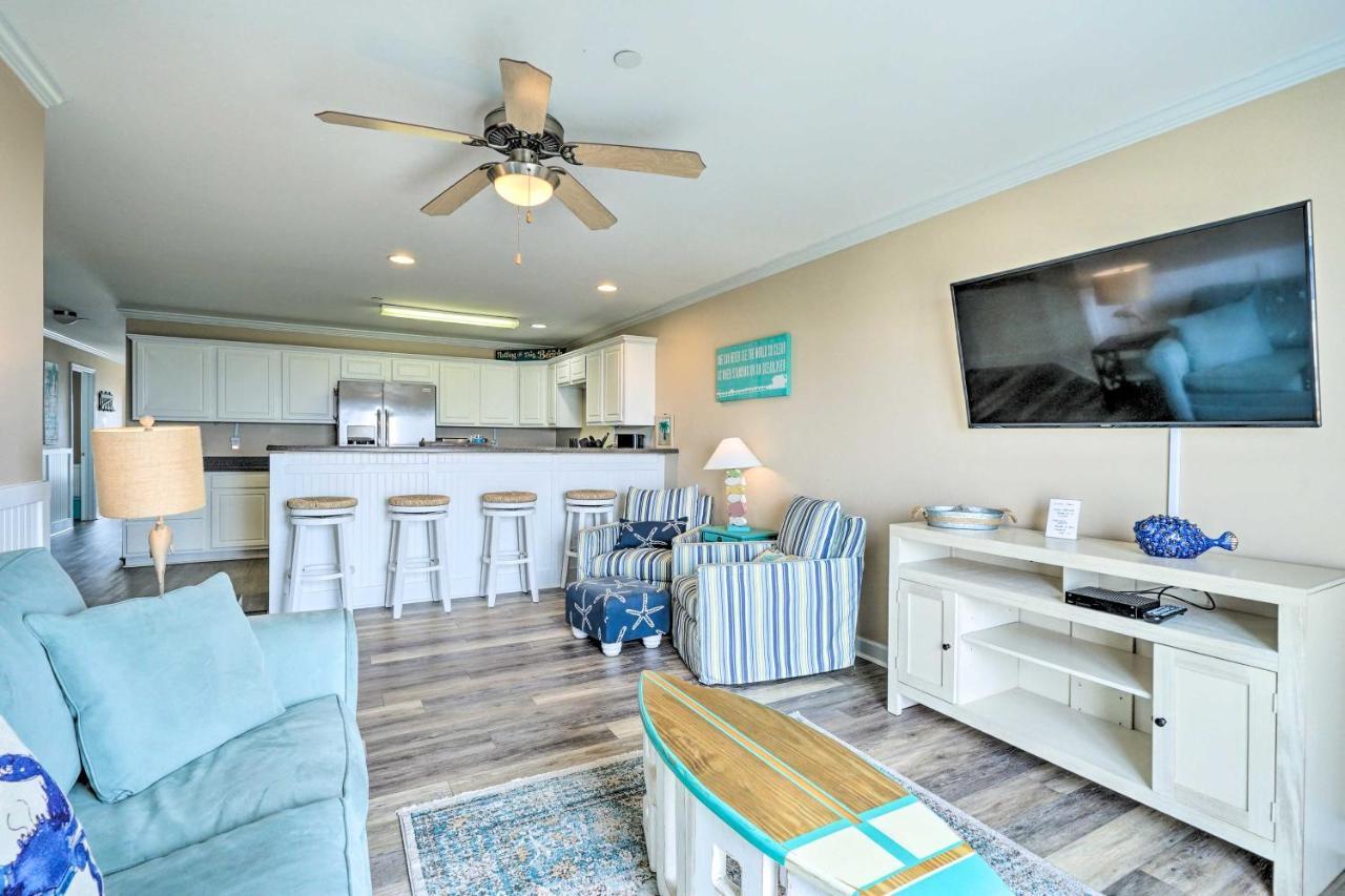 Ocean-View Oak Island Condo, 1 Block To Beach! Exteriér fotografie
