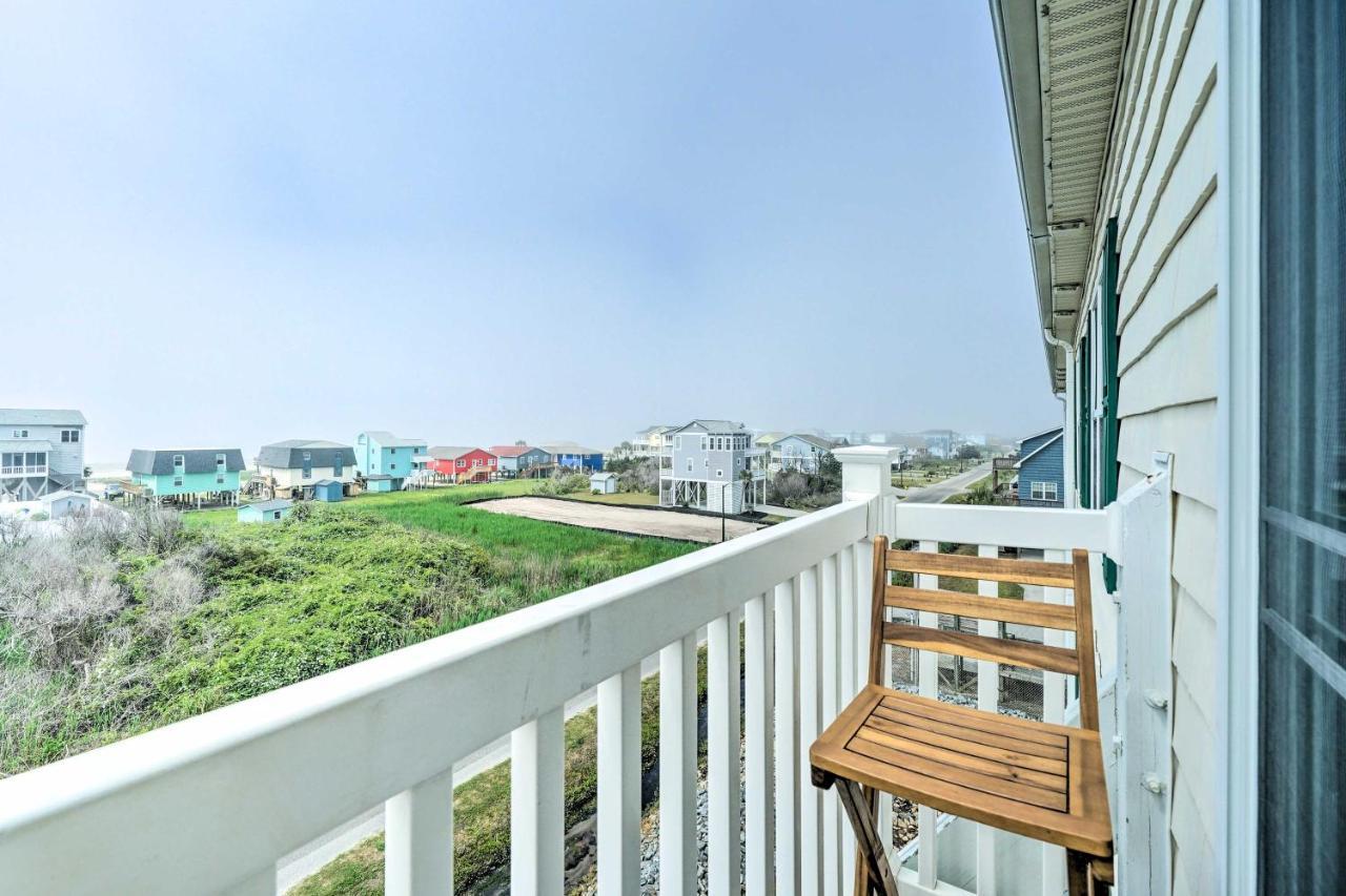 Ocean-View Oak Island Condo, 1 Block To Beach! Exteriér fotografie